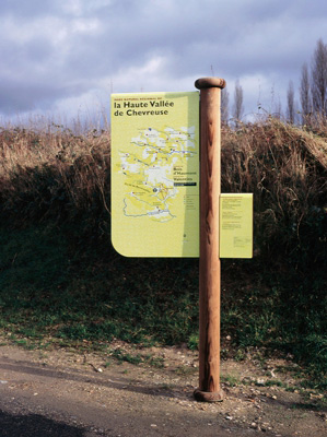 VALLÉE DE CHEVREUSE . ERIC JOURDAN . DENIS COUEIGNOUX - Aménagement de la vallée de Chevreuse, 2001